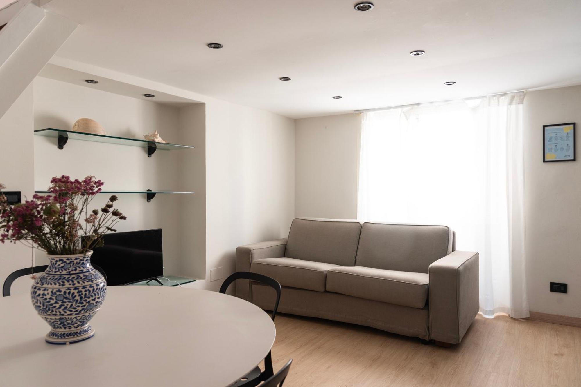 Youhosty - Confalonieri 21 Apartment *